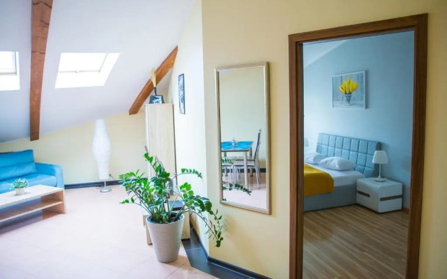 City Aparthotel