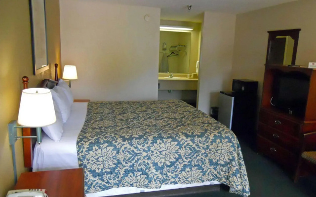 Country Hearth Inn and Suites Dawson