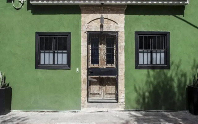 Designer TownHouse Neve Tzedek HolyGuest