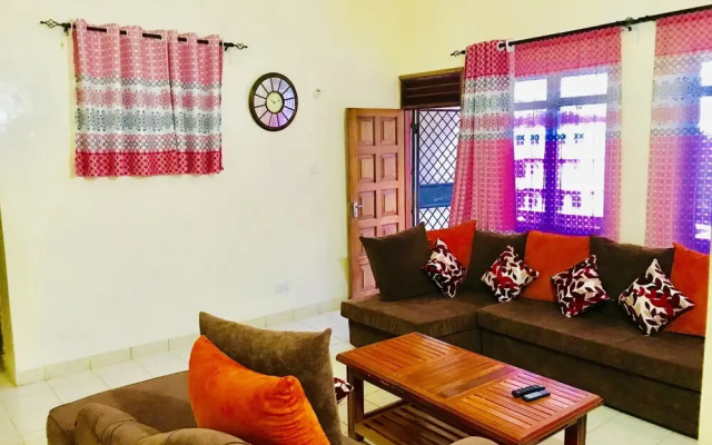 Bandari Apartment near Naivas Nyali