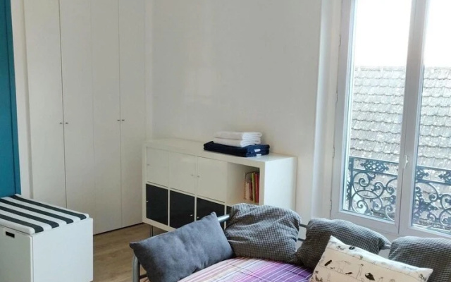 Apartment With in Crécy la chapelle With Wonderful City V