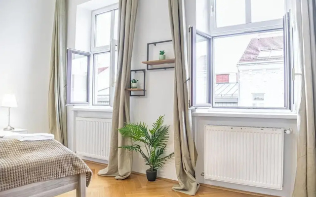 Modern 2BR City Apt Near Stadthalle