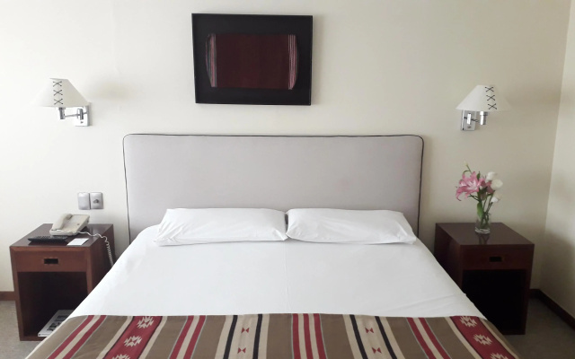 Almacruz Hotel
