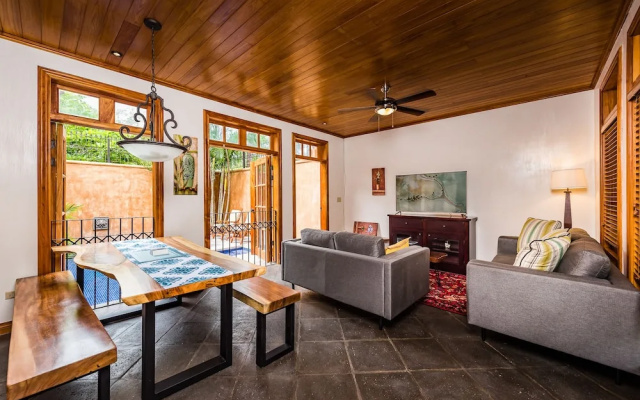 Courtyard Villa 7