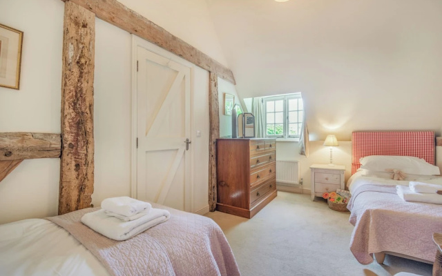 Beachy Barn