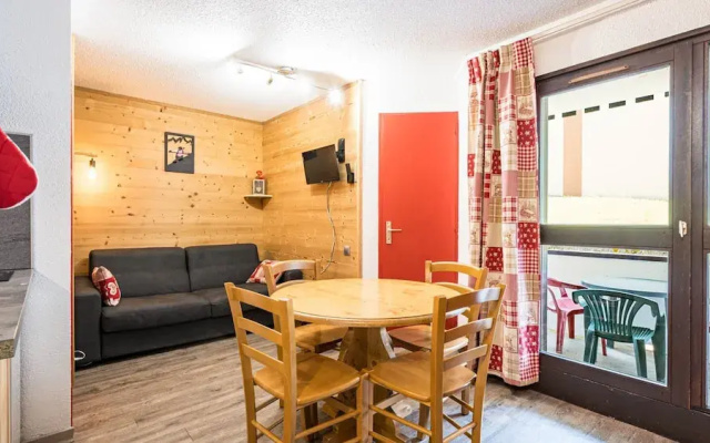 Cosy Apartment in Morillion With Balcony
