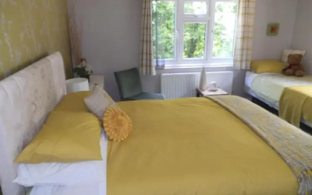 Linchens Gatwick B&B