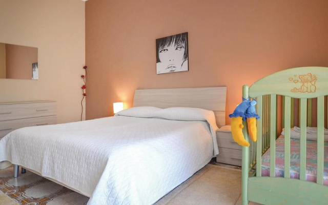 Amazing Home in Giarre With Wifi and 3 Bedrooms