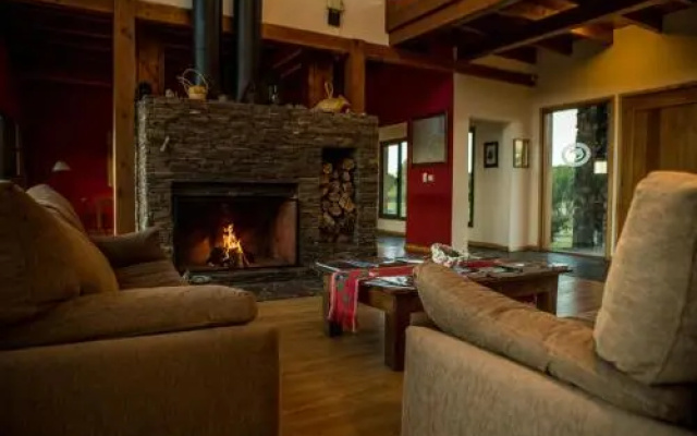 Lago Rosario Lodge