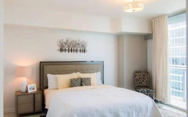 Deluxe 5 Star Condo Iconbrickell@25Th, Free Spa/Gym/Pool