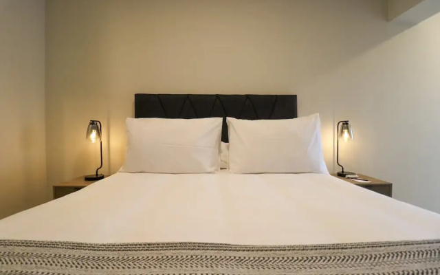 w Trendy Cozy 2BR w Balcony in Miraflores