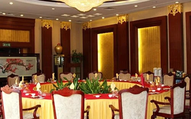 Shunyuan Hotel
