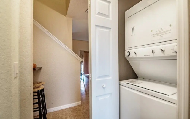 2714ca 4 Bedroom Townhouse