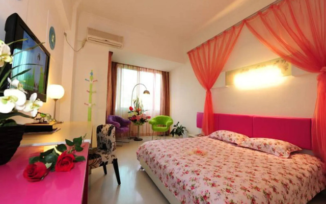 Grand 0773 Hotel