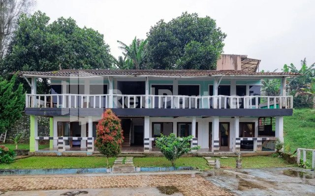 Villa Kampus Near Taman Safari Cisarua Puncak RedPartner