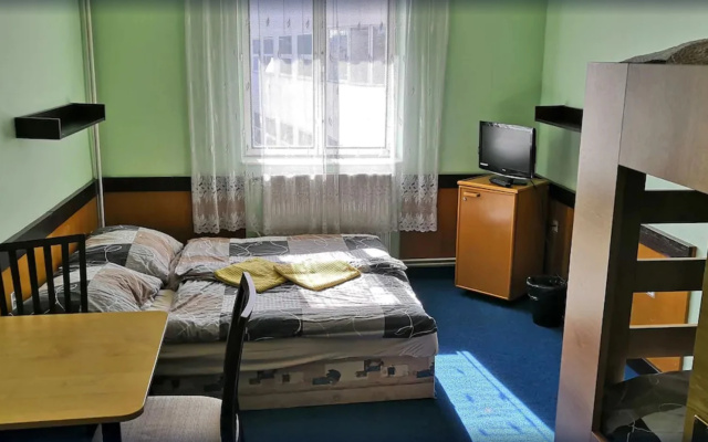 Hostel Damiell