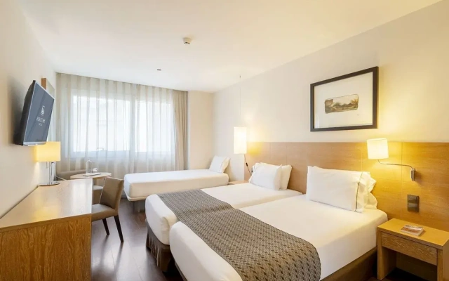 Отель Eurostars Lucentum