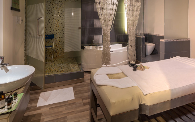 Palace Hotel Saigon