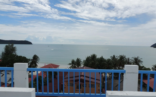 Royal Agate Beach Resort
