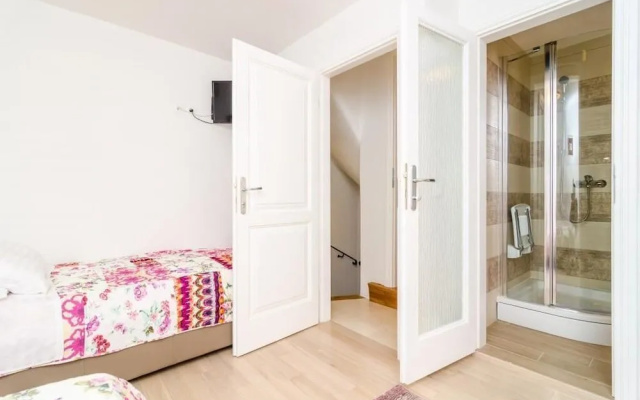 Holiday Home Tezoro Royal