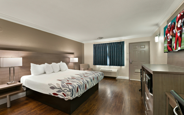 Red Roof Inn Los Angeles – Bellflower