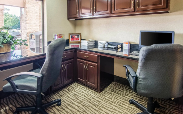 Quality Suites Graham - Burlington South
