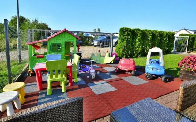 Apartment in Sianozety Near Sandy Beach