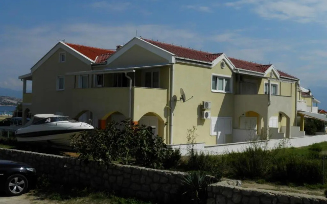 Baska Beach Apartments