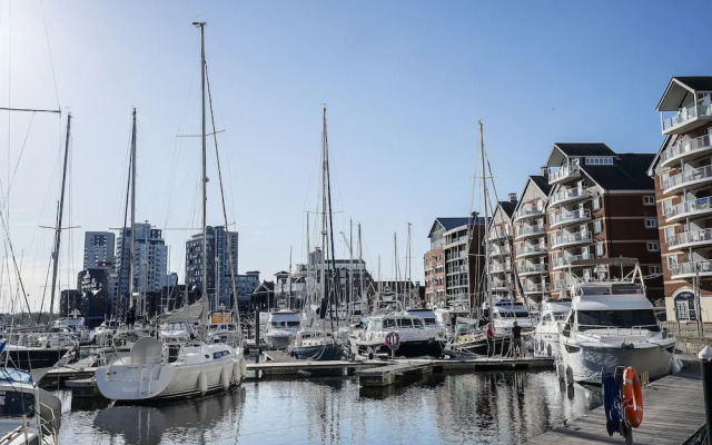 Ipswich Town Centre Apartment 7
