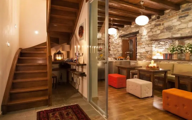 Addis Oneirou Hostel