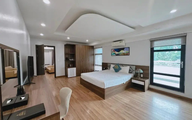 Queen Hotel Hoang Gia