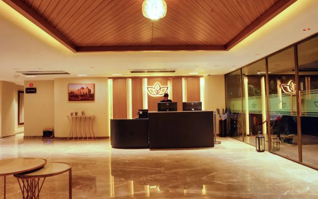 Grand Continent Hotel, Sector 45, Gurugram