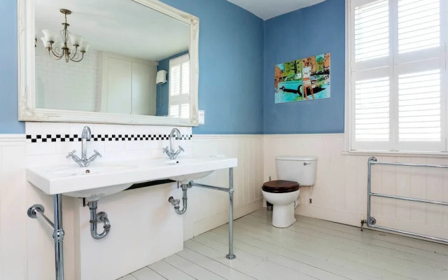 Canonbury Townhouse