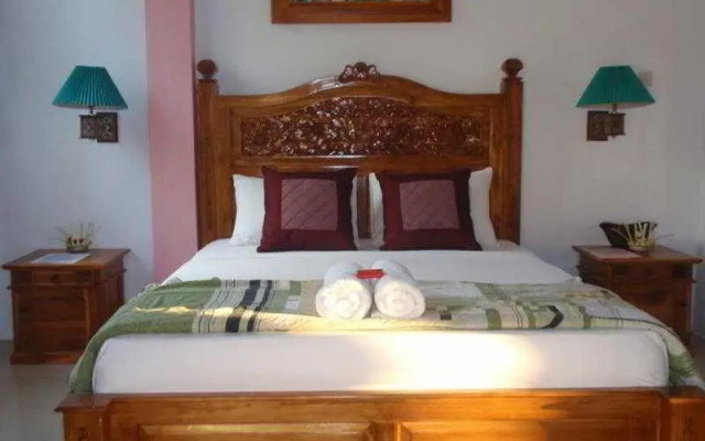 Sudaji Guest House