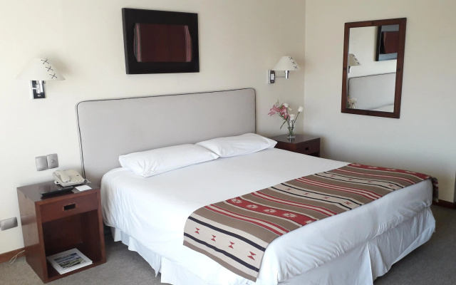 Almacruz Hotel
