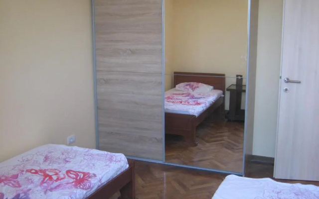 Zora Holiday Home