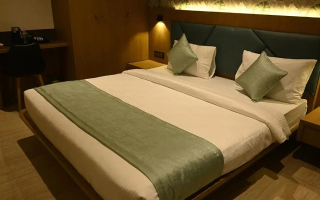 Hotel Thanga Airaa
