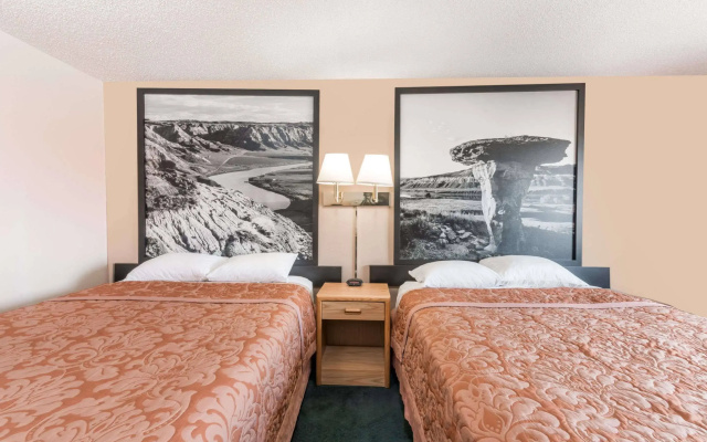 Glendive Lodge