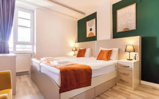 156 Hotel Residence