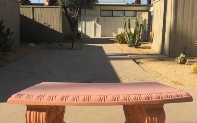 Ocotillo Lodge