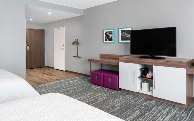 Hampton Inn & Suites Bridgeview Chicago