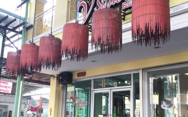 V Style Boutique Hotel вид на фасад