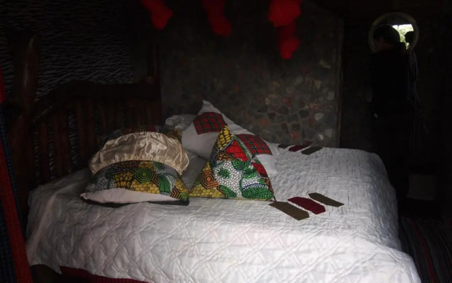 Songota Falls Lodge
