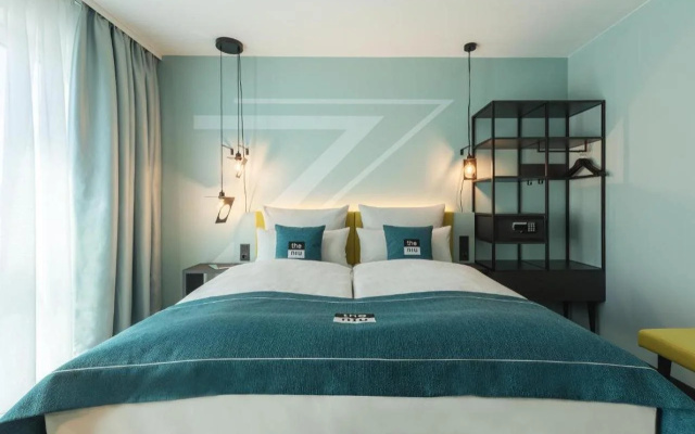 Holiday Inn - the niu, Seven Dusseldorf Ost by IHG