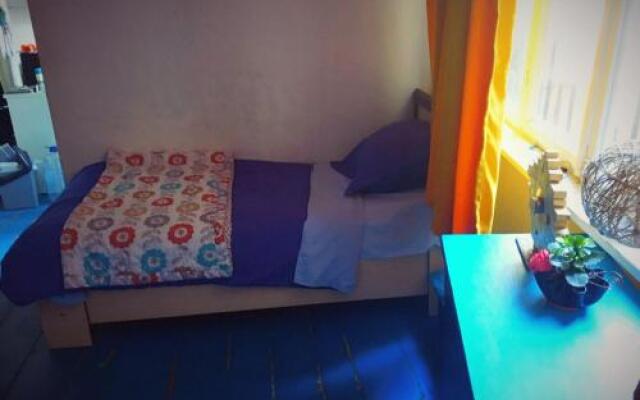 Отель Jesse Tsin's Guesthouse Грузия, Тбилиси - отзывы, цены и фото номеров - забронировать отель Jesse Tsin's Guesthouse онлайн комната для гостей