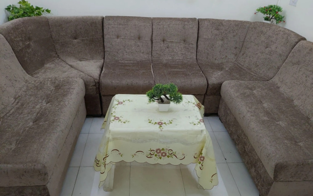 Hotel Green Palace and Ujala Restaurant