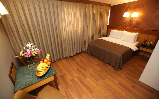 Etorno Hotel