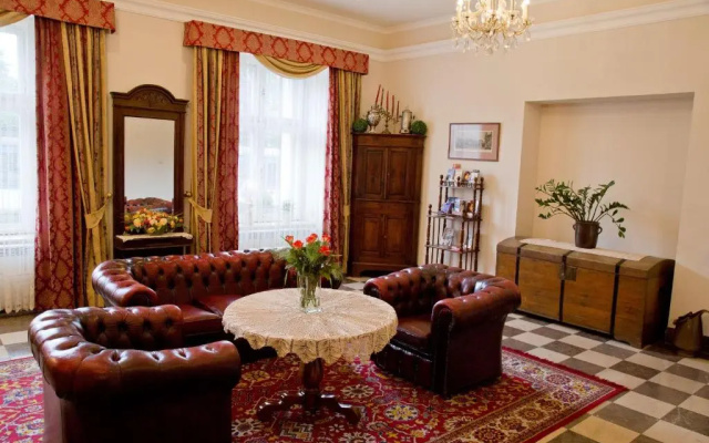 Polonia Hotel