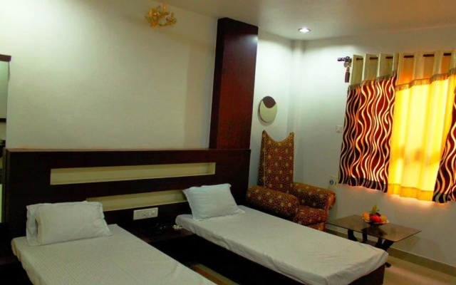 OYO 16216 Aanchal Residency