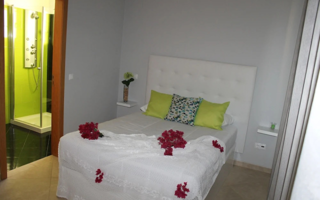 Vila dos Anjos by MHM